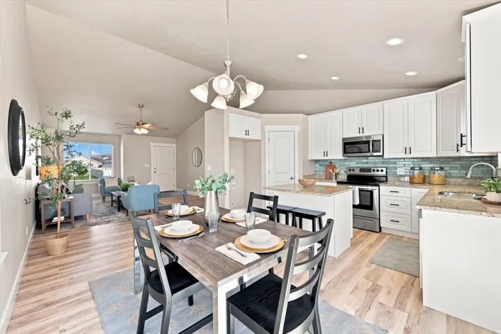 2276 E Boxwood Ln, Eagle Mountain, Utah 84005