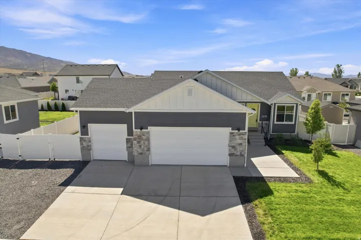 2276 E Boxwood Ln, Eagle Mountain, Utah 84005