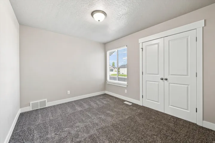 2276 E Boxwood Ln, Eagle Mountain, Utah 84005