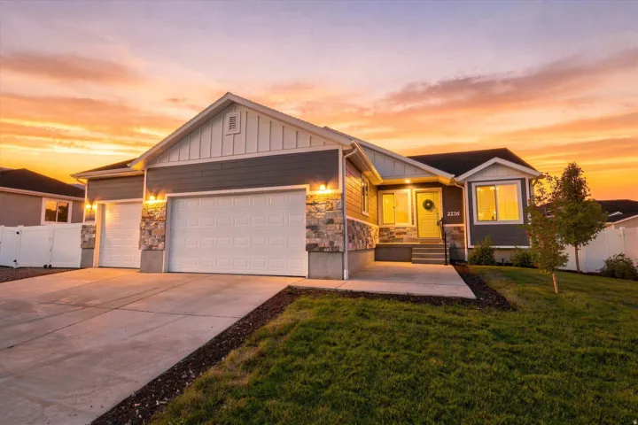 2276 E Boxwood Ln, Eagle Mountain, Utah 84005