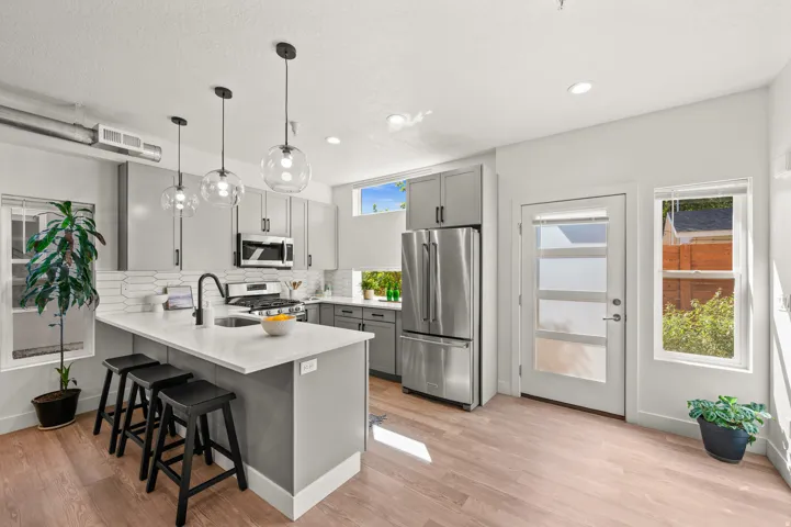 465 N Beaumont Ct, Salt Lake City, Utah 84116
