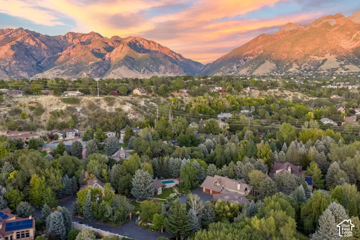 2238 E Cottonwood Cove Ln, Cottonwood Heights, Utah 84121