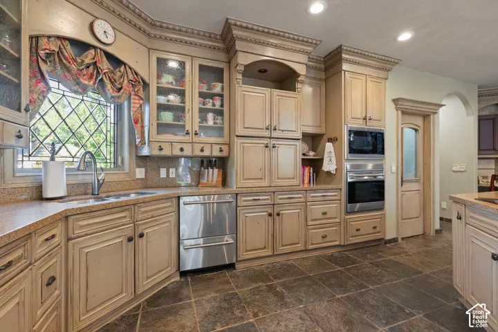 2238 E Cottonwood Cove Ln, Cottonwood Heights, Utah 84121