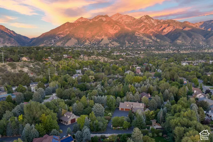 2238 E Cottonwood Cove Ln, Cottonwood Heights, Utah 84121