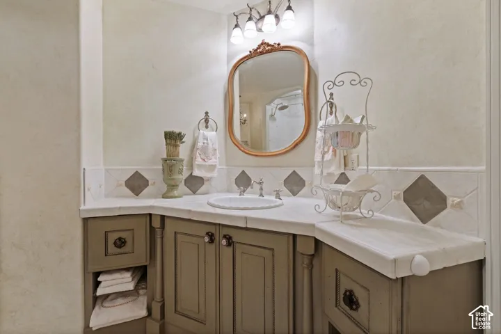 2238 E Cottonwood Cove Ln, Cottonwood Heights, Utah 84121