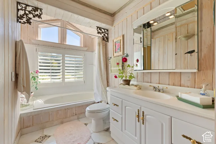 Bathroom #1 in cottage with garden tub
