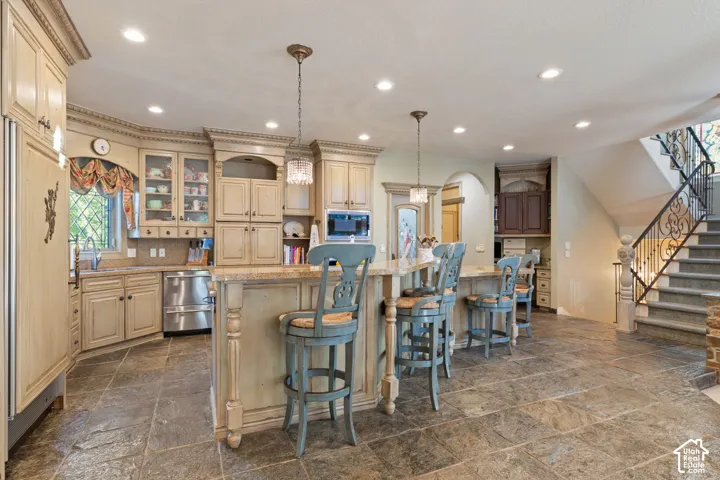 2238 E Cottonwood Cove Ln, Cottonwood Heights, Utah 84121
