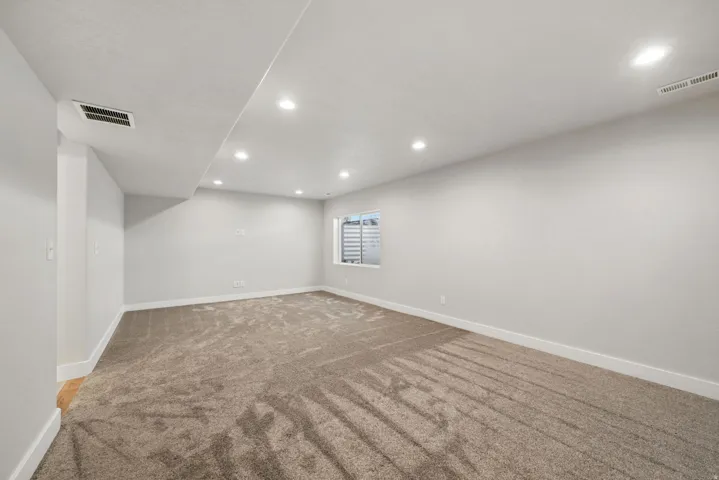 15314 S Tarawa Dr, Bluffdale, Utah 84065