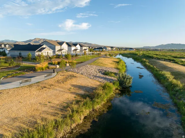 478 N Weber River St, Saratoga Springs, Utah 84045