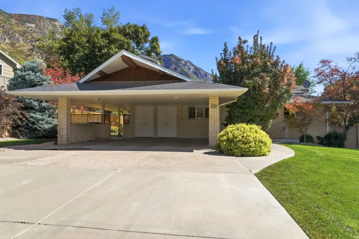 3298 Cherokee Ln, Provo, Utah 84604