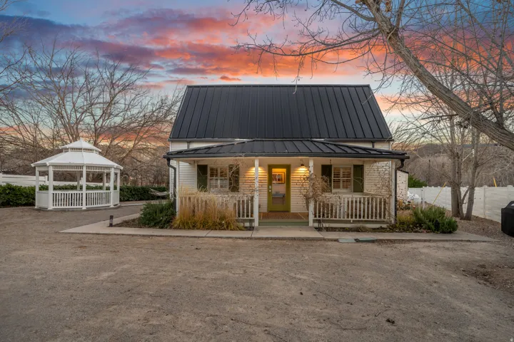 225 E Main St, Rockville, Utah 84763