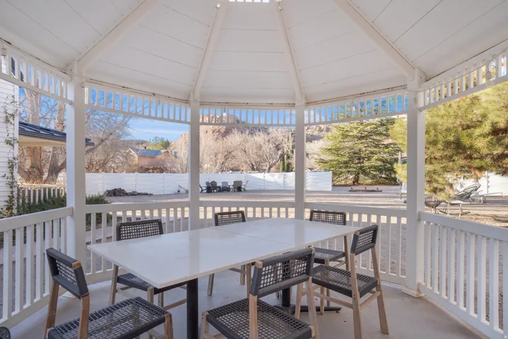 225 E Main St, Rockville, Utah 84763