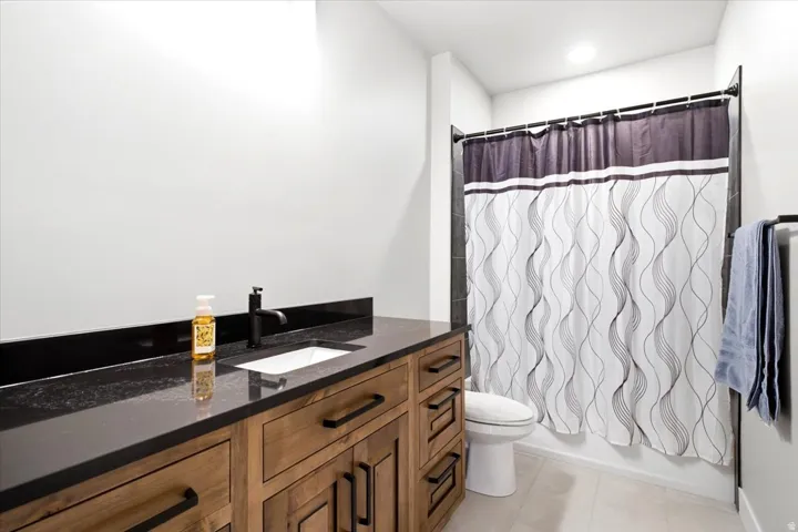 3287 W 2300 N, Clinton, Utah 84015
