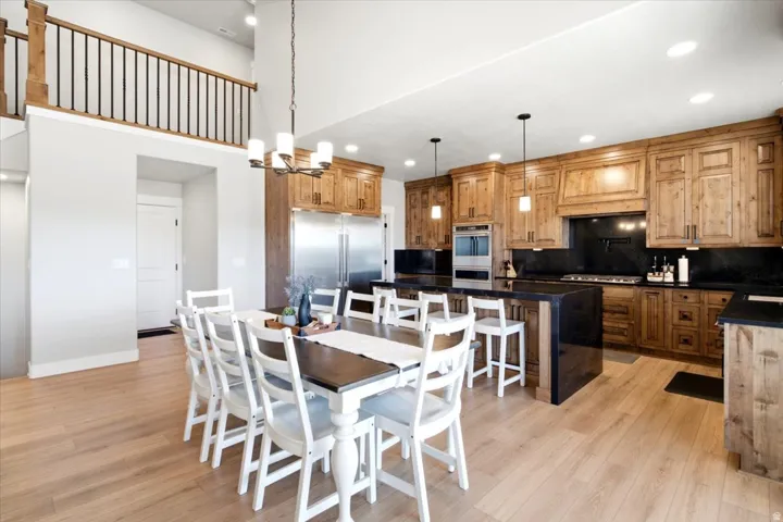 3287 W 2300 N, Clinton, Utah 84015