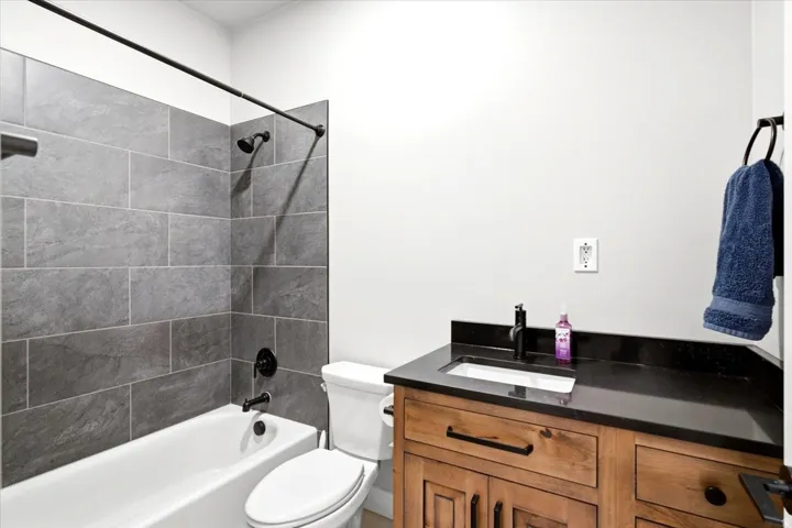 3287 W 2300 N, Clinton, Utah 84015