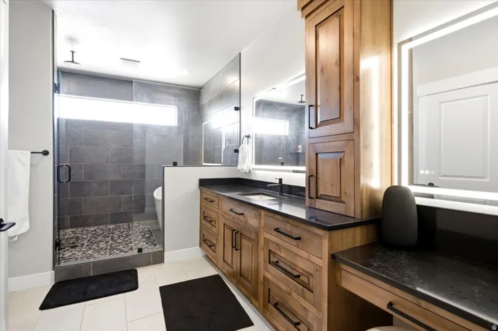 3287 W 2300 N, Clinton, Utah 84015