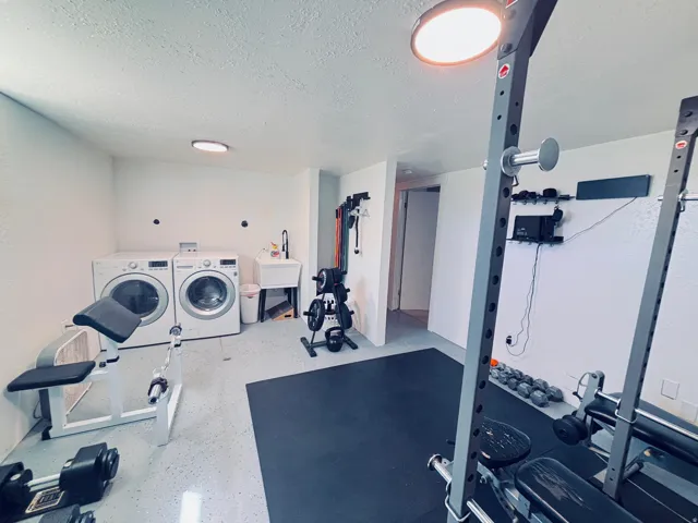 Laundry/Utility/Exercise room