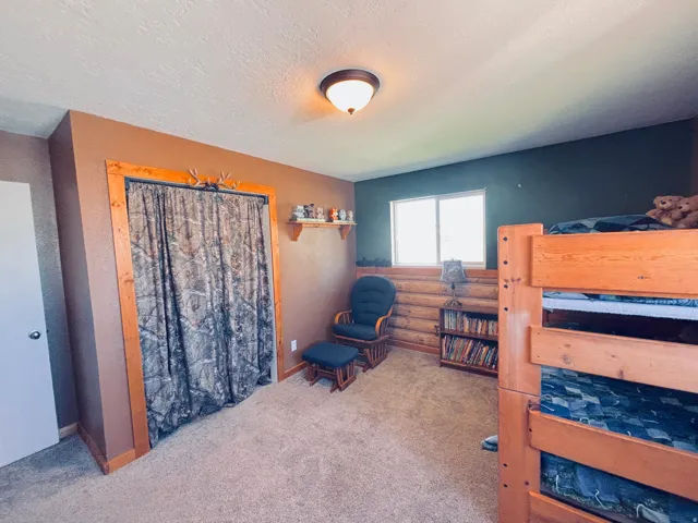Upstairs kids room #1