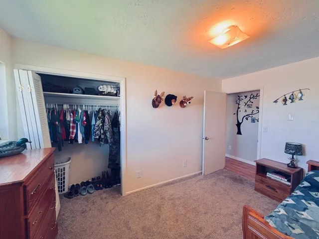 Upstairs kids room #2