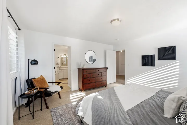 White walls with a light-colored carpet