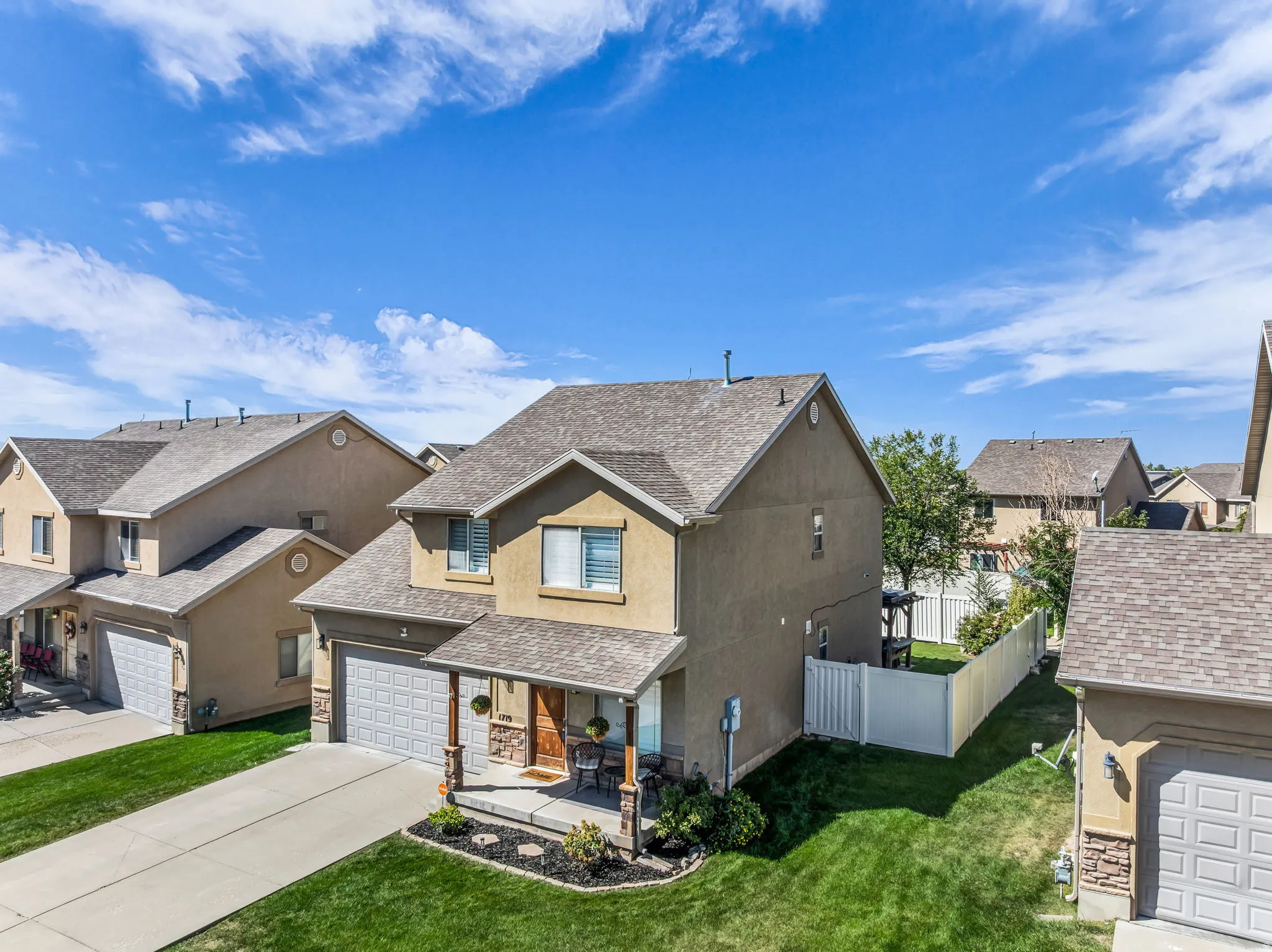 4 bedroom home in Layton