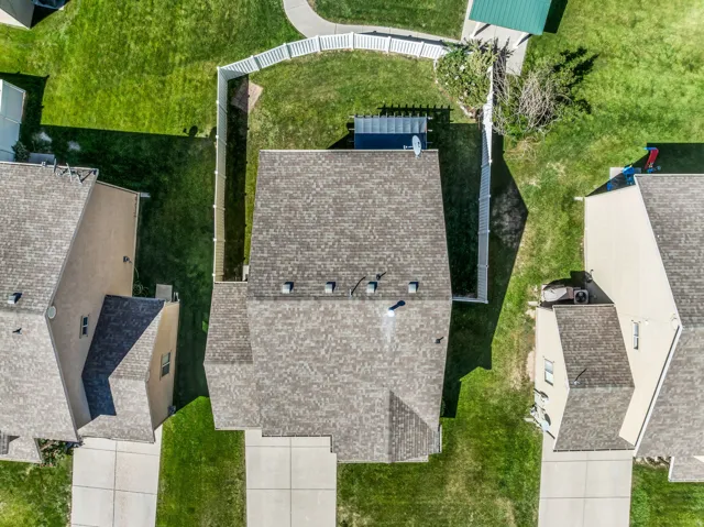 4 bedroom home in Layton
