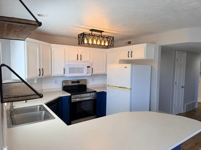 2120 N Morning Star Dr, Saratoga Springs, Utah 84045