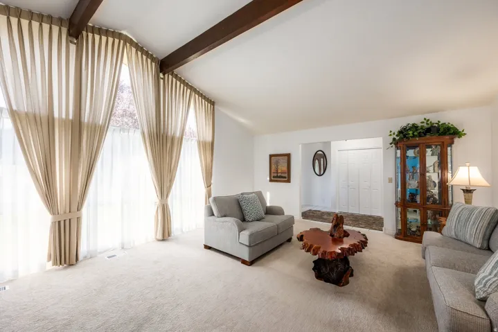 881 E Hillcrest Dr, Springville, Utah 84663