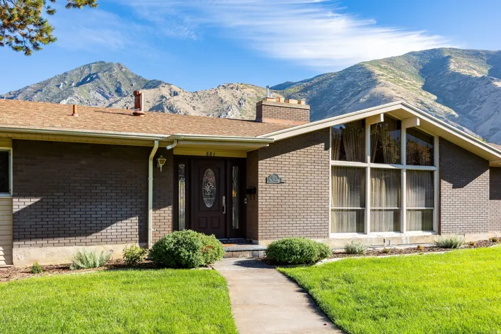 881 E Hillcrest Dr, Springville, Utah 84663