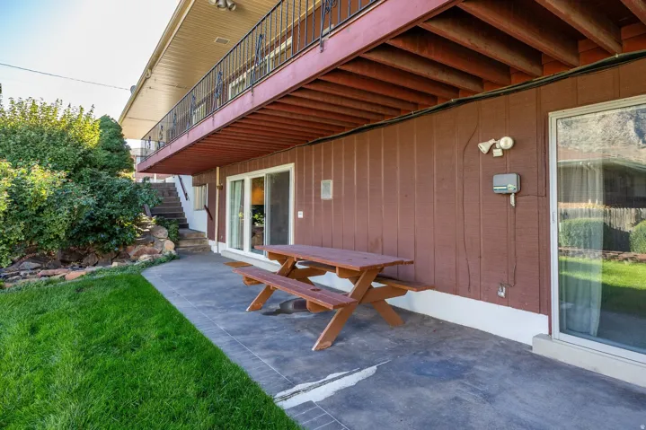 881 E Hillcrest Dr, Springville, Utah 84663