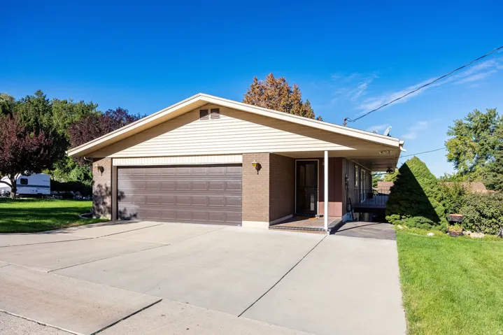881 E Hillcrest Dr, Springville, Utah 84663