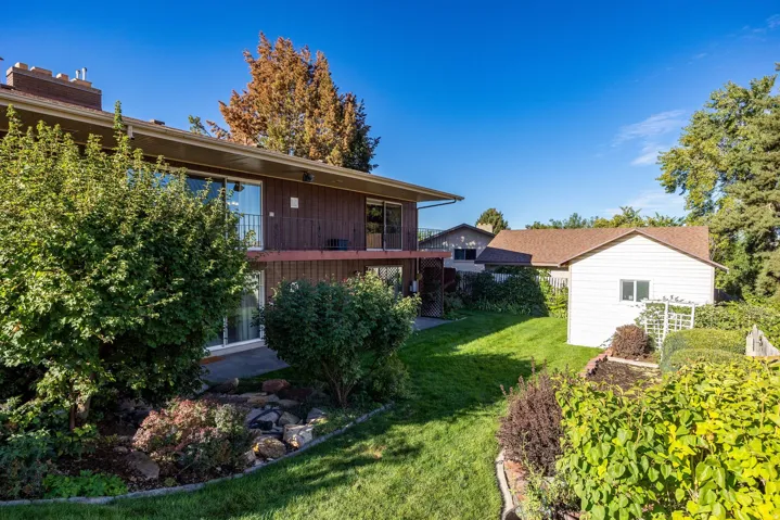 881 E Hillcrest Dr, Springville, Utah 84663