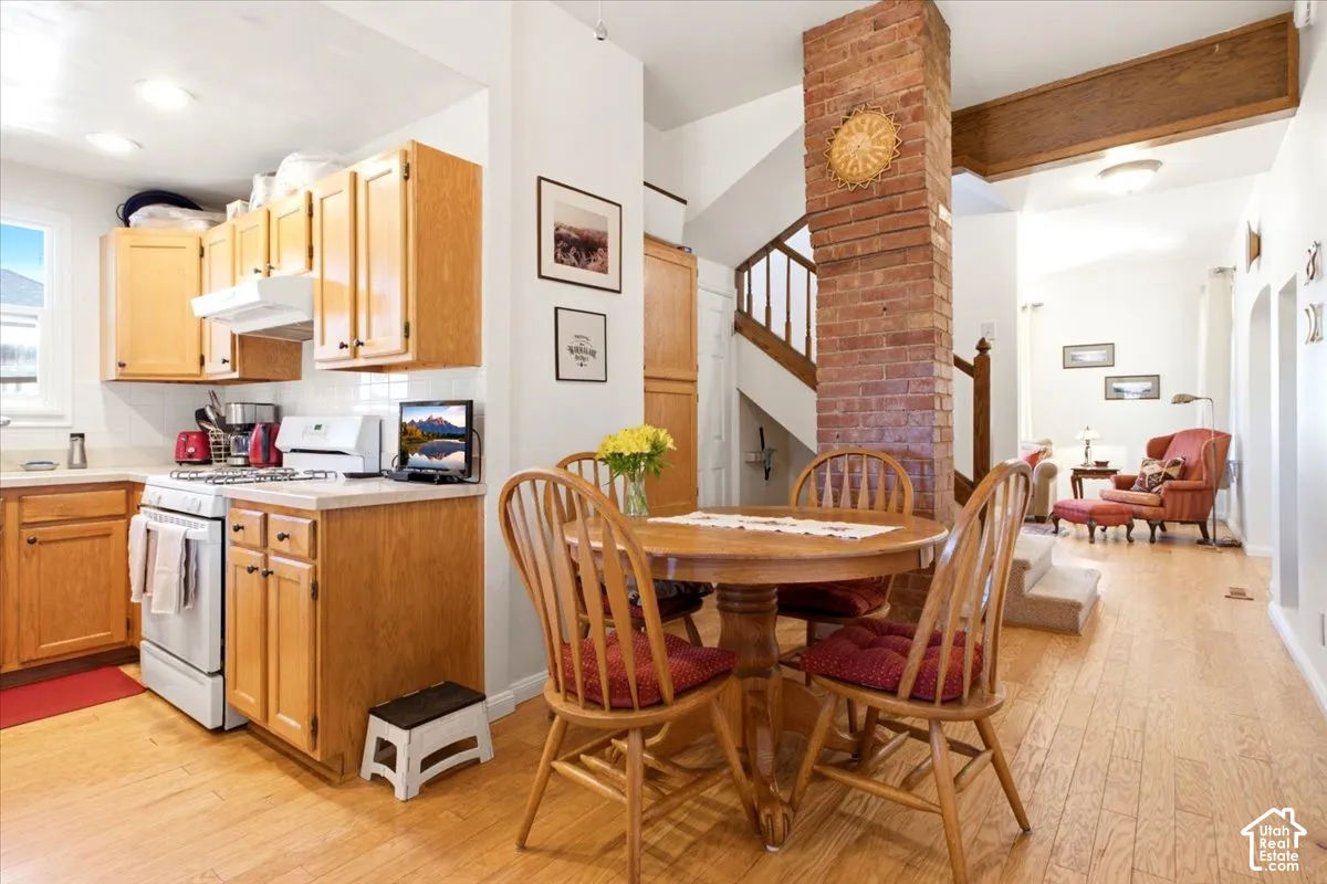Dining area off kitchen.