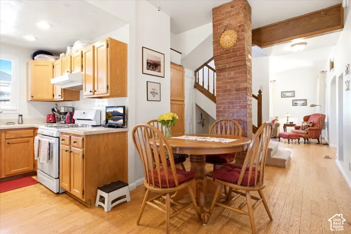 Dining area off kitchen.