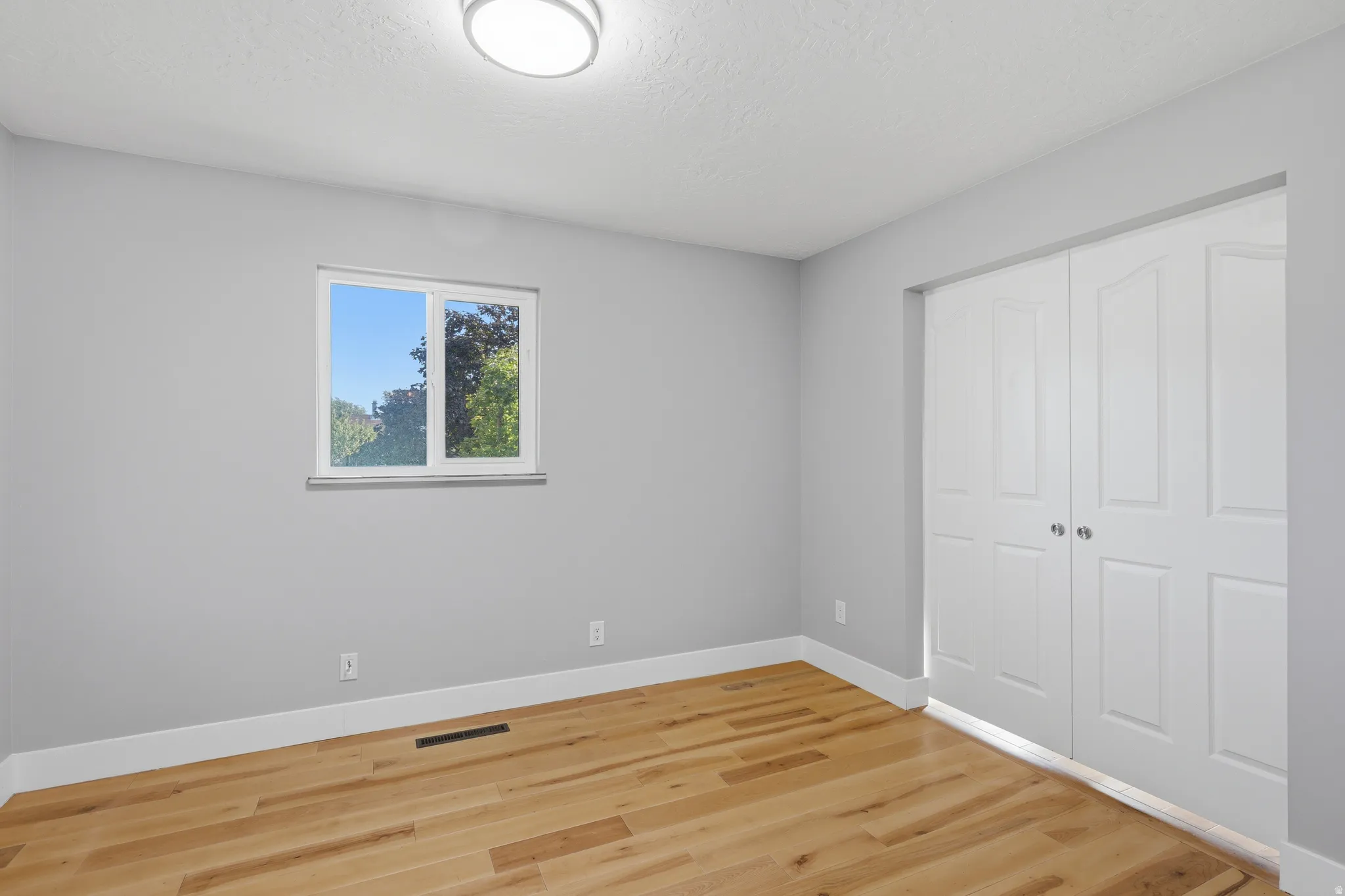 Flex space could be used as a bedroom, den or office. Seller is willing to add the wall back in if desired.
