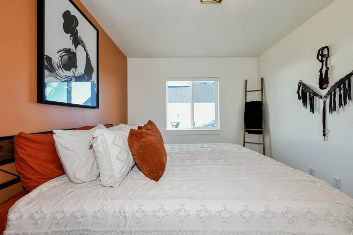 Recessed window with roller blinds