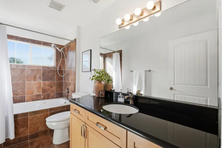 Full bathroom