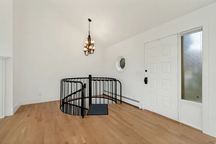 8562 Kings Cove Dr, Cottonwood Heights, Utah 84121