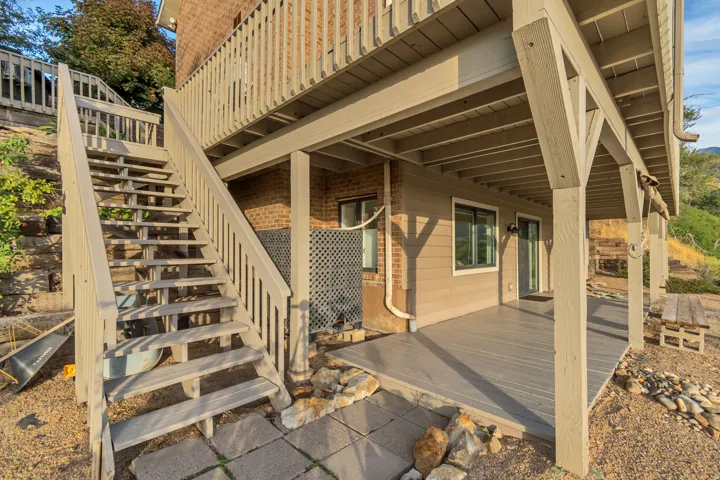 8562 Kings Cove Dr, Cottonwood Heights, Utah 84121
