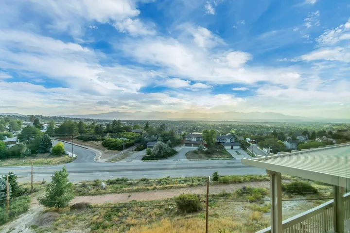 8562 Kings Cove Dr, Cottonwood Heights, Utah 84121