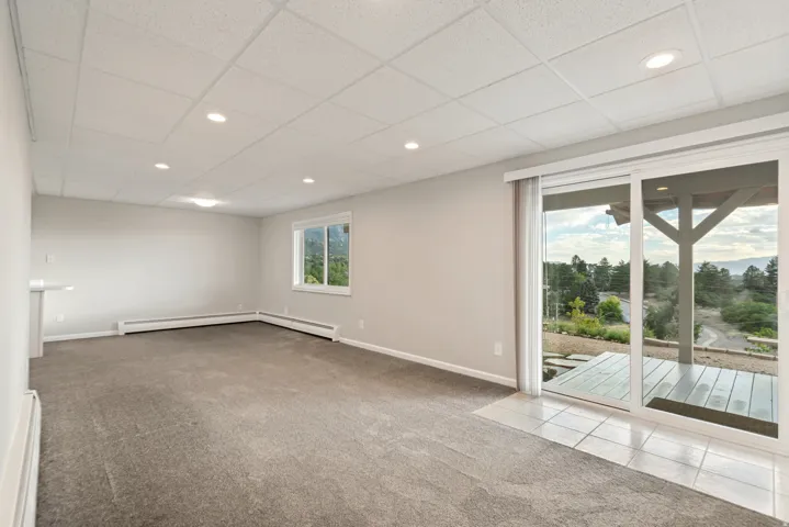 8562 Kings Cove Dr, Cottonwood Heights, Utah 84121