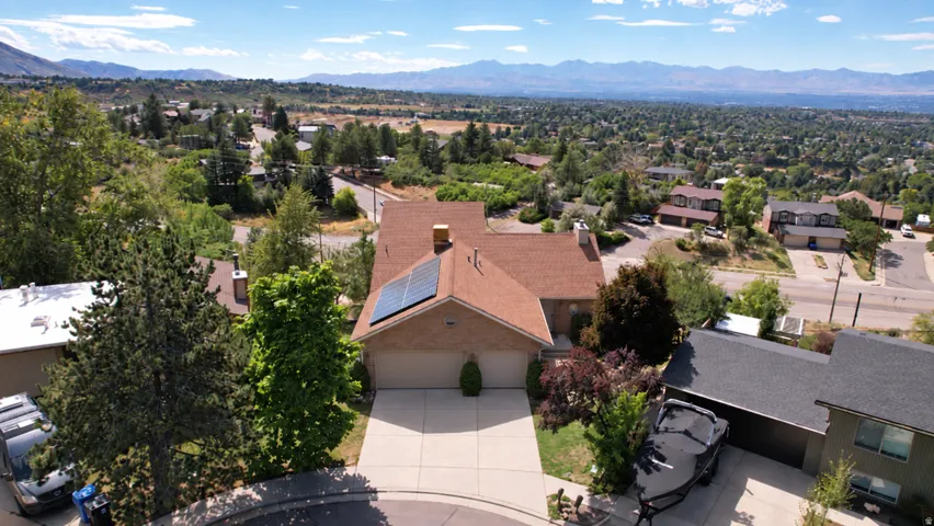 8562 Kings Cove Dr, Cottonwood Heights, Utah 84121