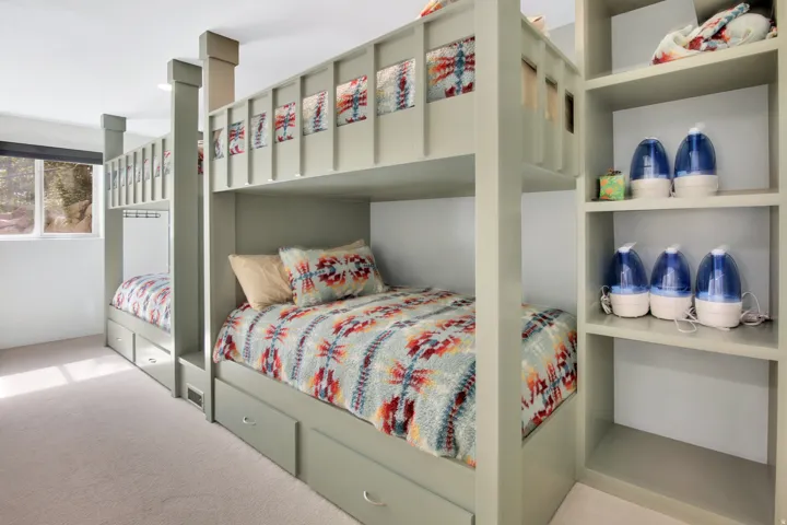 6001 Wasatch Dr, Mountain Green, Utah 84050