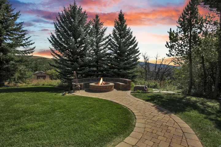 6001 Wasatch Dr, Mountain Green, Utah 84050