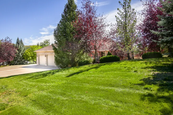 6001 Wasatch Dr, Mountain Green, Utah 84050