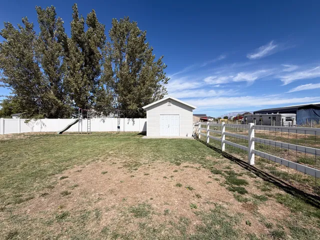 5648 S 6950 W, Hooper, Utah 84315