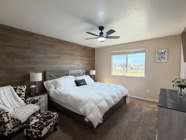 5648 S 6950 W, Hooper, Utah 84315