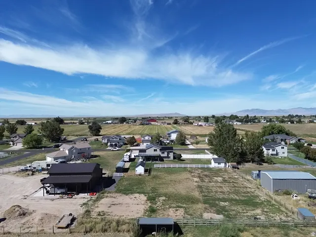 5648 S 6950 W, Hooper, Utah 84315