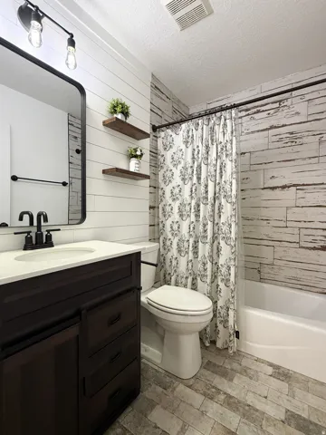 5648 S 6950 W, Hooper, Utah 84315