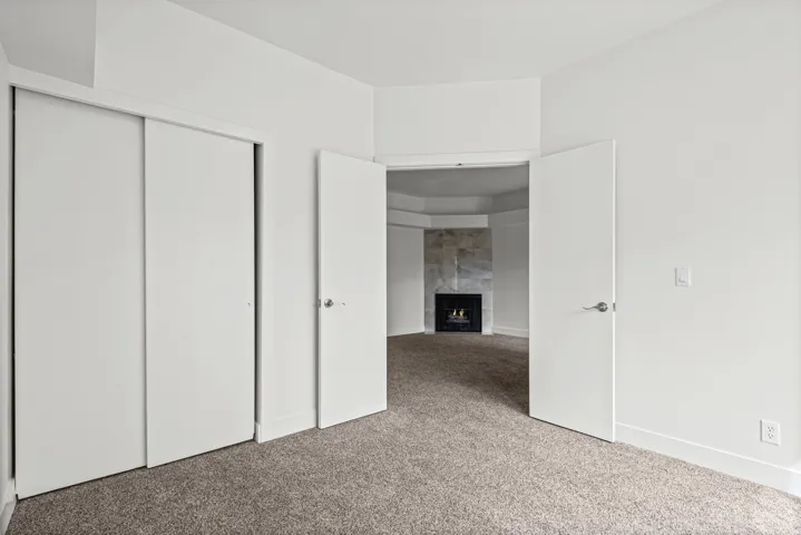 Alternative view of the second bedroom.